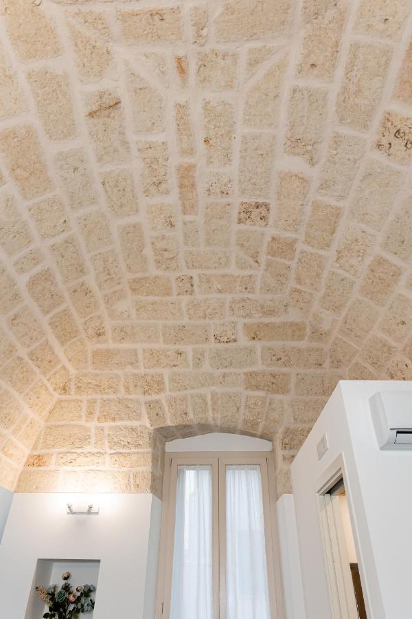 Peter & Dove'S House Bed and Breakfast Mola di Bari Exteriör bild